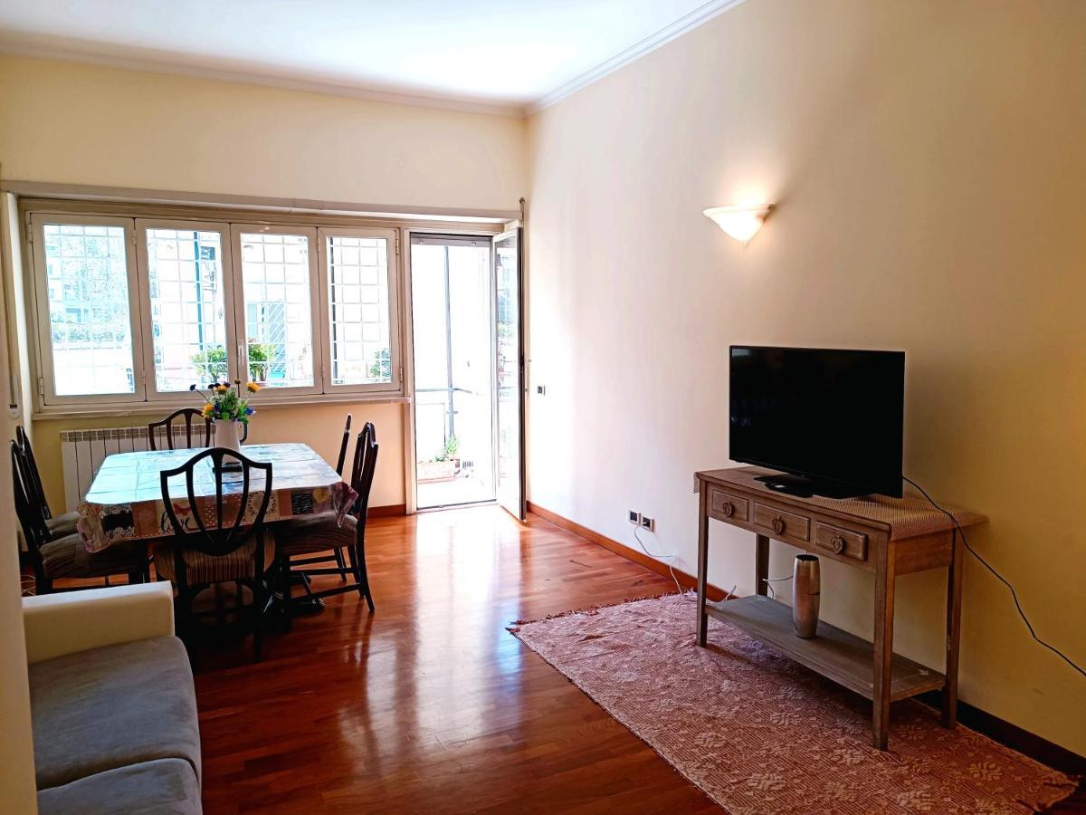 Appartamento Luminoso Villa Pamphili Рим Екстериор снимка
